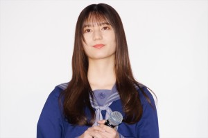 日向坂46・小坂菜緒、「ひなこい」コラボ開催記念『名探偵コナン 黒鉄の魚影』プレミアムトークイベントに登場