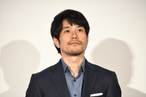 松山ケンイチ、映画『大名倒産』公開初日舞台挨拶に登場