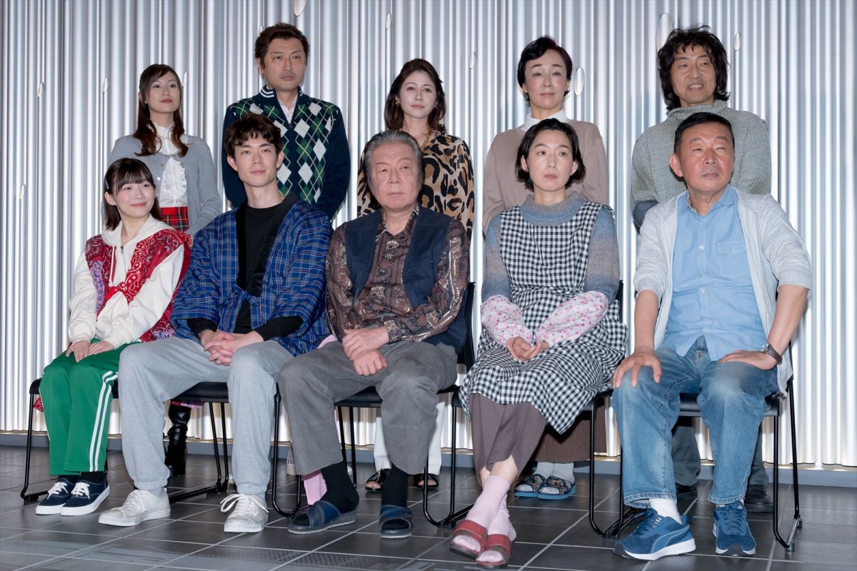 古田新太、舞台『パラサイト』に自信覗かせる「映画をご覧になった人たちも『うまい！』って」