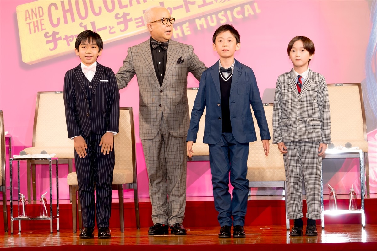 堂本光一、『チャーリーとチョコレート工場』共演の観月ありさの超絶スタイルに「隣に並びたくねぇっす！」