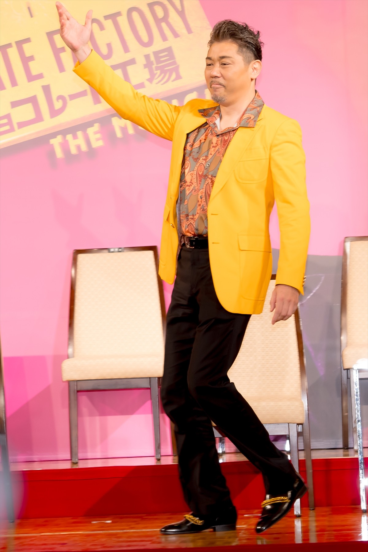 堂本光一、『チャーリーとチョコレート工場』共演の観月ありさの超絶スタイルに「隣に並びたくねぇっす！」