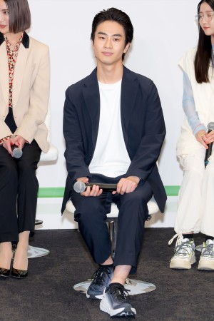 前田旺志郎、『量産型リコ ‐もう1人のプラモ女子の人生組み立て記‐』記者会見に登場