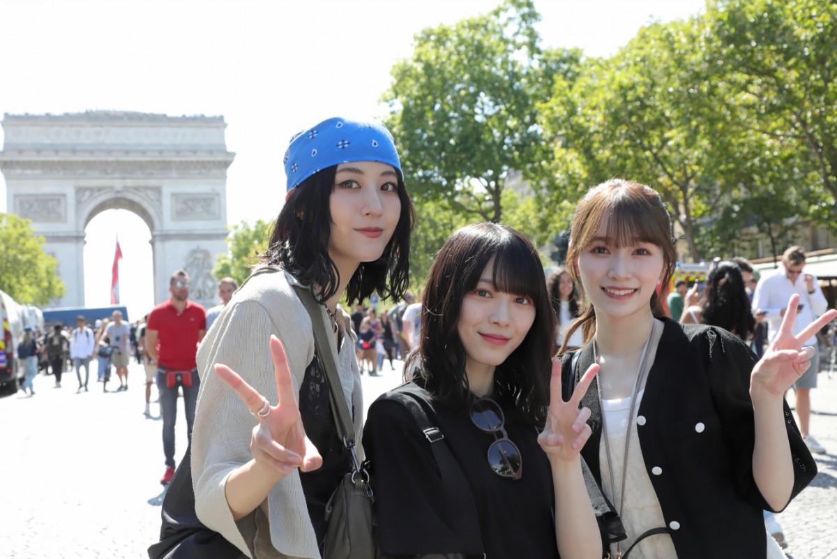 櫻坂46、フランス・パリで初海外イベント　1万5000人魅了　観客押し寄せ30分遅れスタート