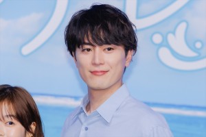 間宮祥太朗、月9ドラマ『真夏のシンデレラ』制作発表会見に登場