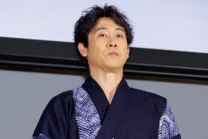 大泉洋、映画『こんにちは、母さん』完成披露試写会に登場