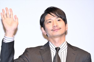 向井理、ドラマ『警部補ダイマジン』記者会見に登場