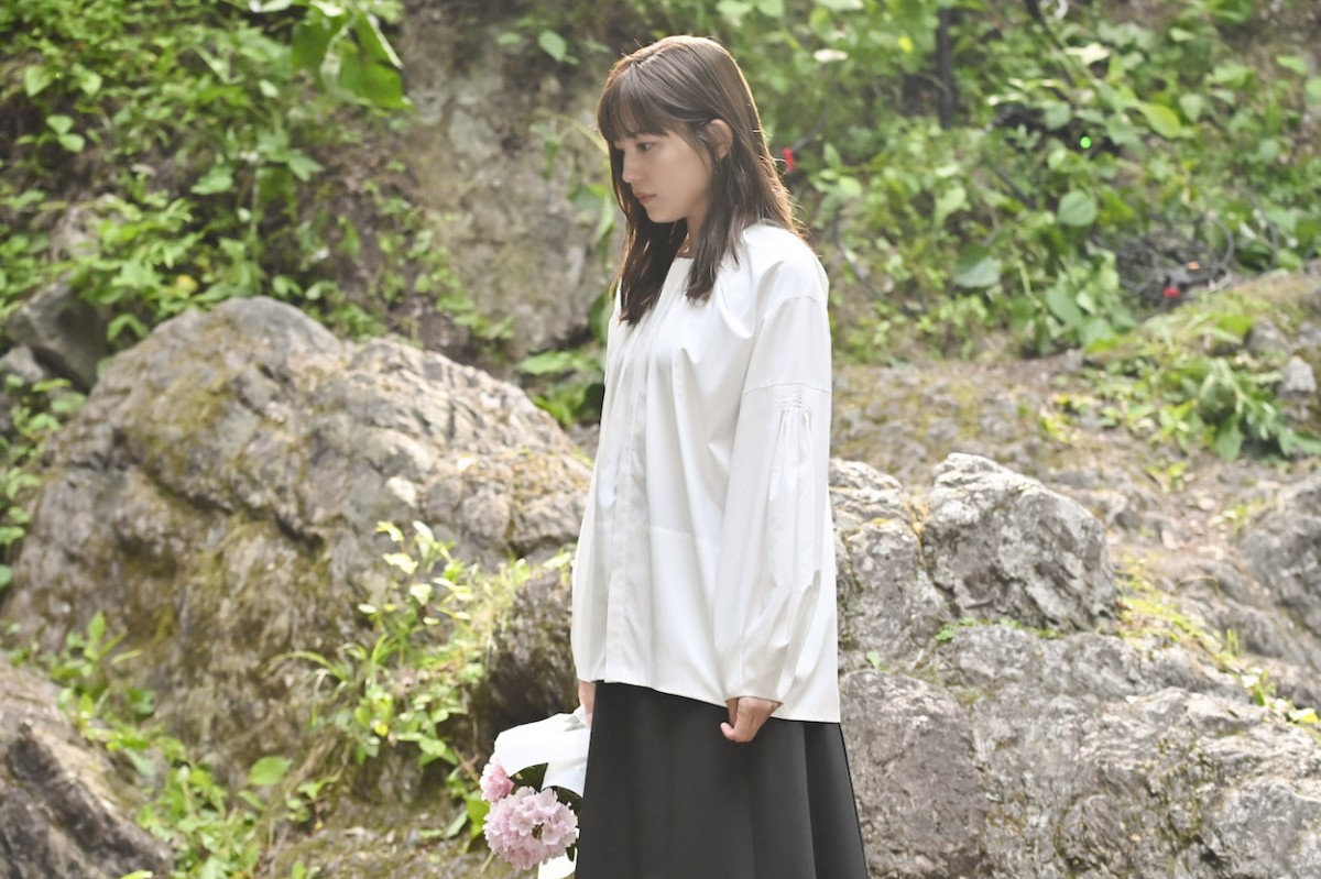 『ハヤブサ消防団』“彩”川口春奈、つぶらな瞳で物騒な一言　視聴者ざわつく「なんか恐ろしい」