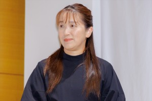 湊かなえ、『連続ドラマW 湊かなえ「落日」』完成披露試写会に登場