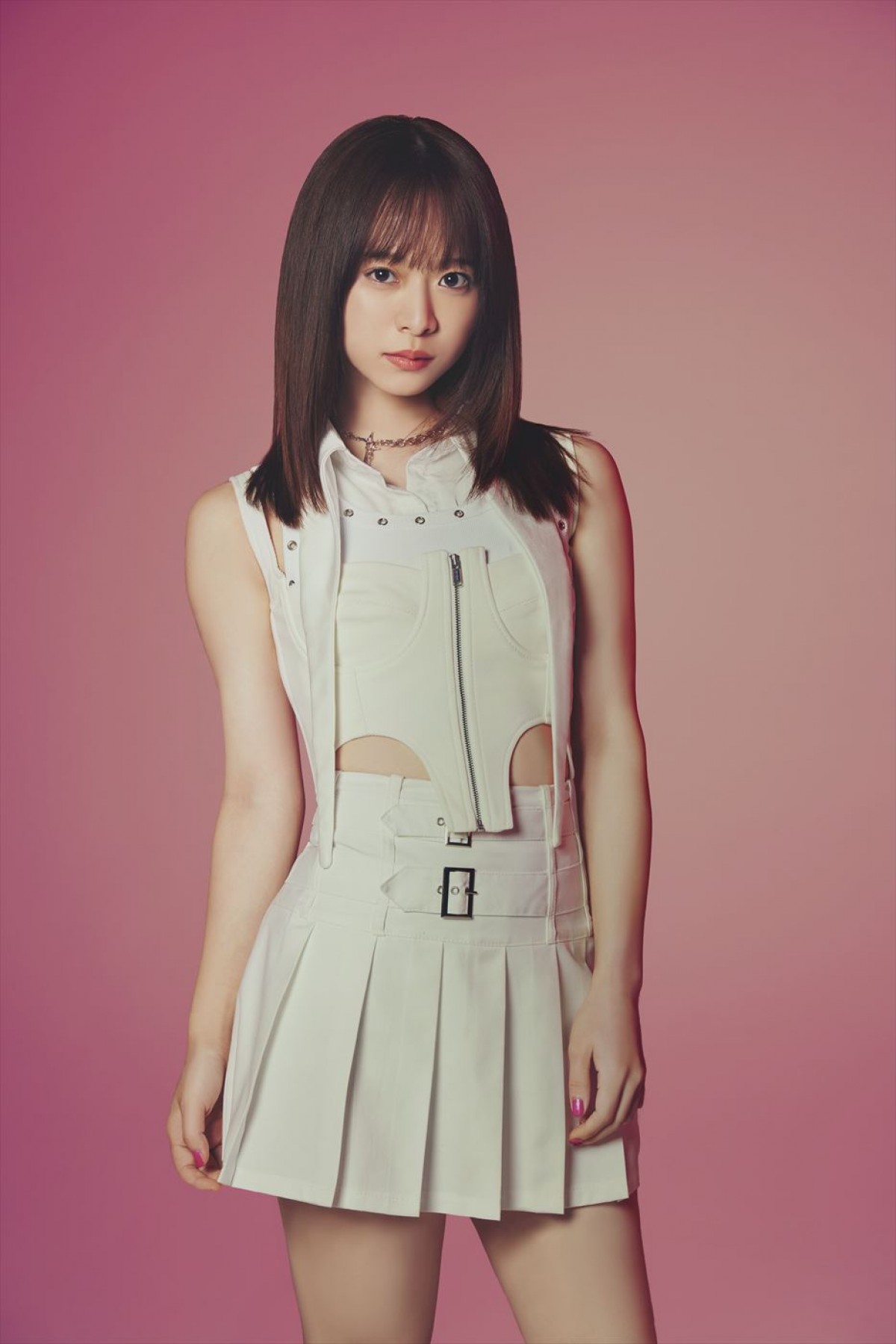 AKB48メンバーと一般応募者による新グループは「UNLAME（アンレイム）」　世界配信決定＆東京ガールズコレクションでお披露目