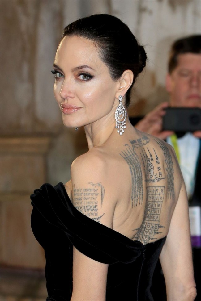 アンジェリーナ・ジョリー、Angelina Jolie、British Academy Film Awards (BAFTA) held at Royal Albert Hall in London. 