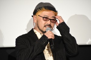 清水崇監督、映画『ミンナのウタ』公開前夜祭舞台挨拶に登場