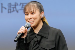 AI、映画『春に散る』公開直前イベントに登場