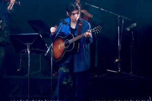 村上虹郎、映画『キリエのうた』プレミアムライブに登場