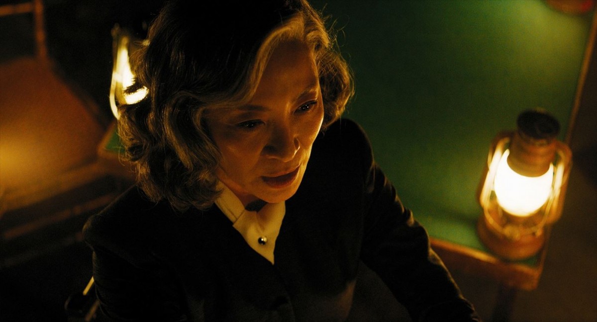 『名探偵ポアロ：ベネチアの亡霊』本編映像解禁　霊能力者“レイノルズ”ミシェル・ヨーの超常現象がポアロに迫る！