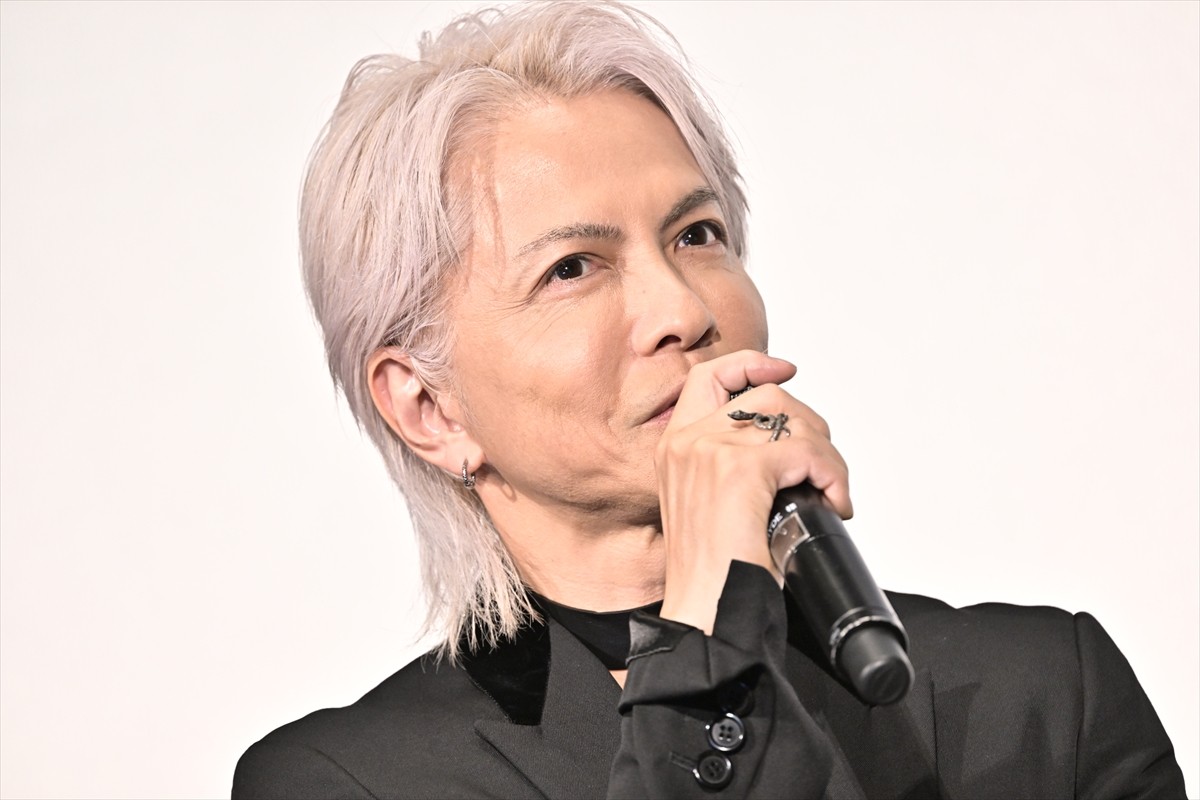 YOSHIKI、ハリウッドに名を刻む初の日本人に　HYDEとともに六本木に登場