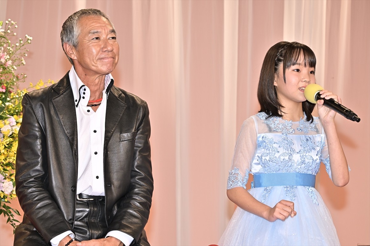 趣里、歌って踊る朝ドラ主演に充実感　「紅白も狙う？」柳葉敏郎のブッコミに大慌て