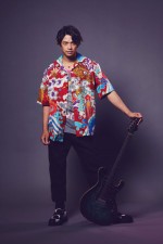 ドラマ『パリピ孔明』より森崎ウィン演じるJET JACKETのボーカル・RYO