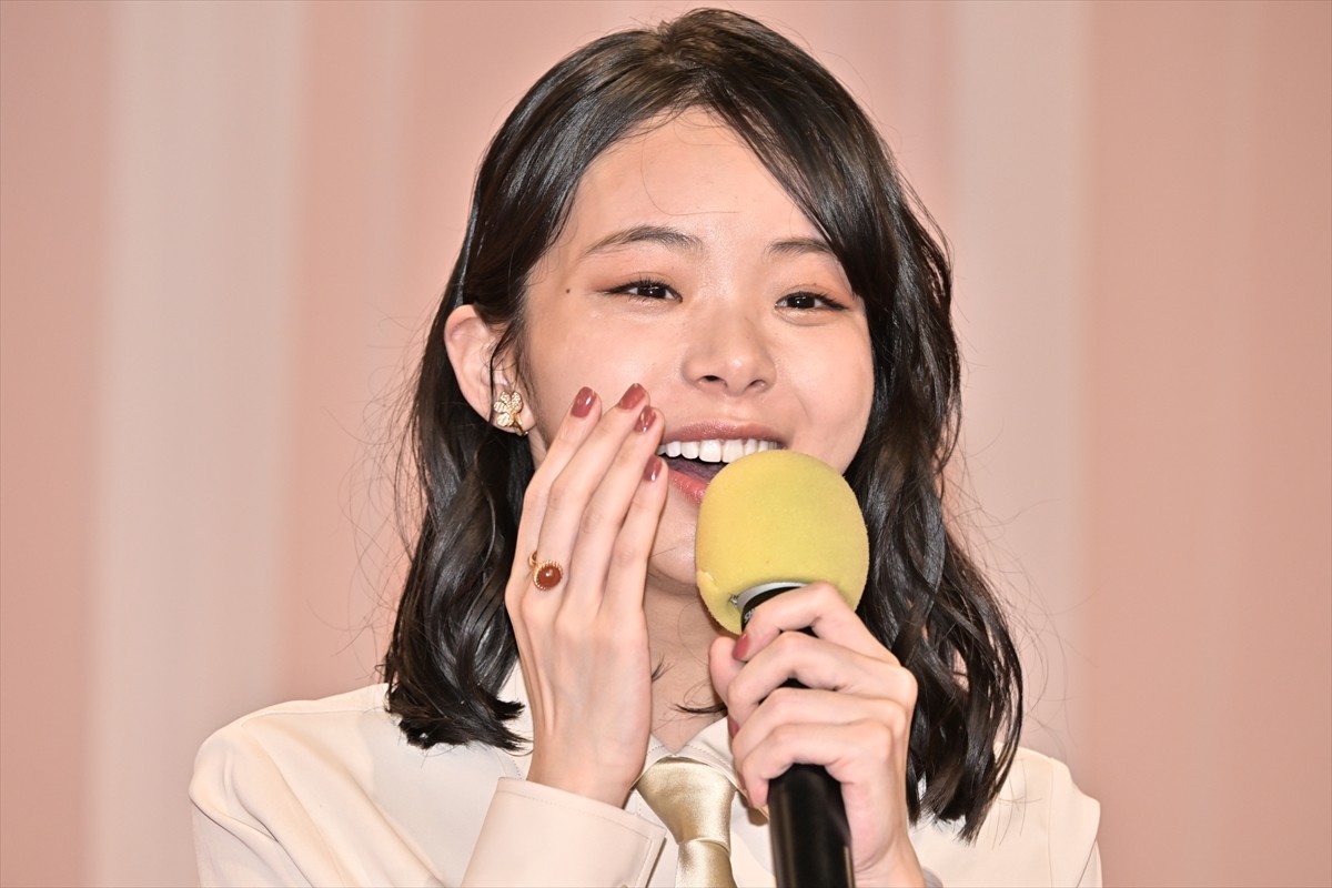 趣里、歌って踊る朝ドラ主演に充実感　「紅白も狙う？」柳葉敏郎のブッコミに大慌て