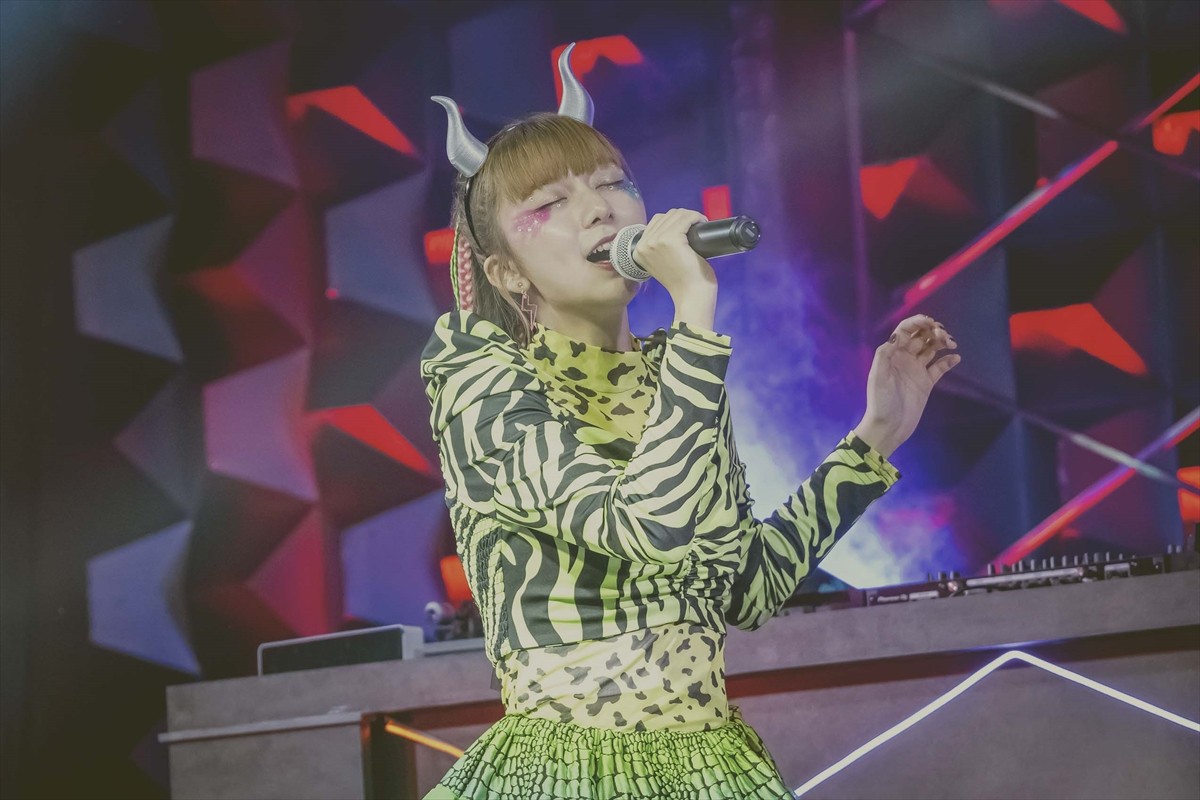 向井理、稀代の天才軍師として2023年の渋谷に降臨！　ドラマ『パリピ孔明』今夜スタート