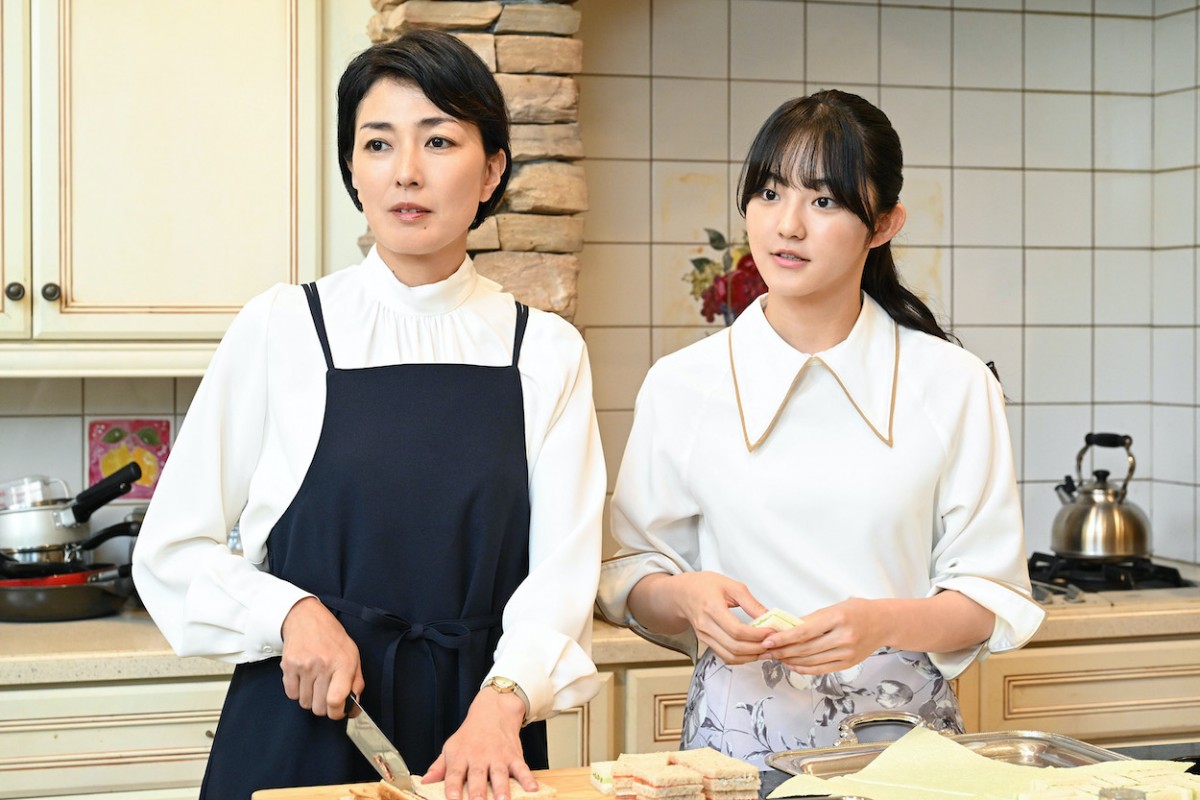 『ブラックファミリア』第2話　愛娘の死から1年　“一葉”板谷由夏、復讐のために早乙女家へ潜入
