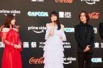 （左から）「第36回東京国際映画祭」オープニングレッドカーペットに登場した内田真礼、早見沙織、小野賢章
