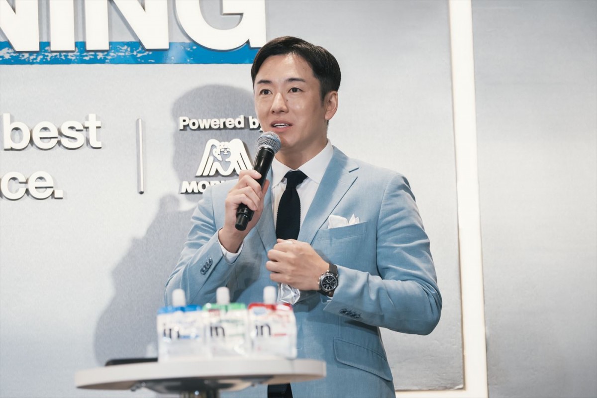 ラーズ・ヌートバー選手「今年は山あり谷あり」　斎藤佑樹さんとの再会し笑顔！