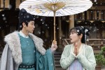 『花令嬢の華麗なる計画』裴済懐役のリー・チンと鳶尾役のジャン・シンイー