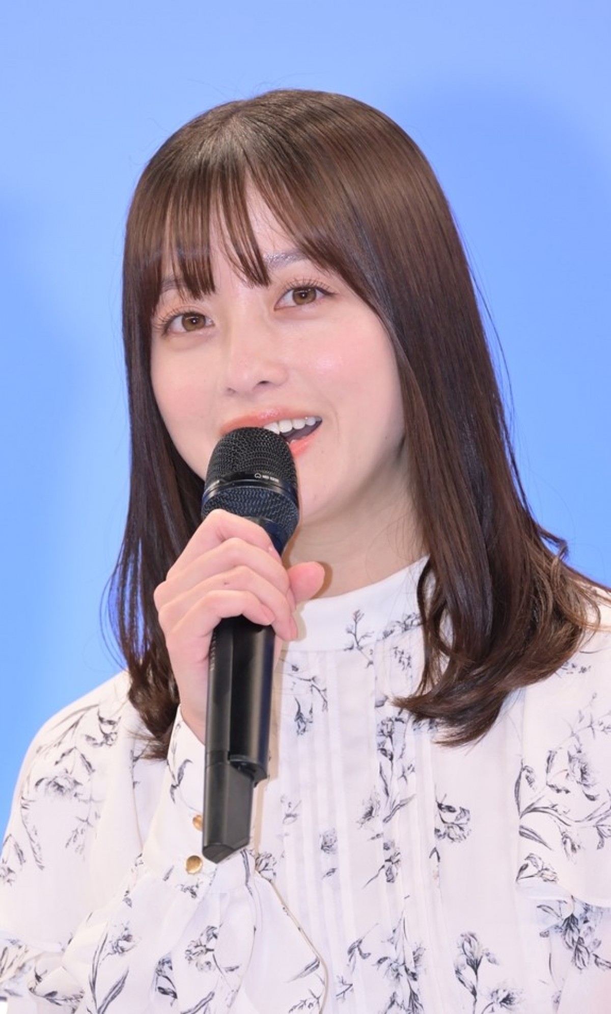 「橋本環奈はおじさん」　佐藤二朗ら50代とおつまみトークで盛り上がる