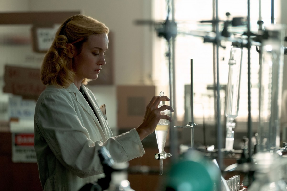 ブリー・ラーソン主演『レッスン in ケミストリー』配信開始　科学者を目指す女性を描いたApple TV＋新作ドラマ