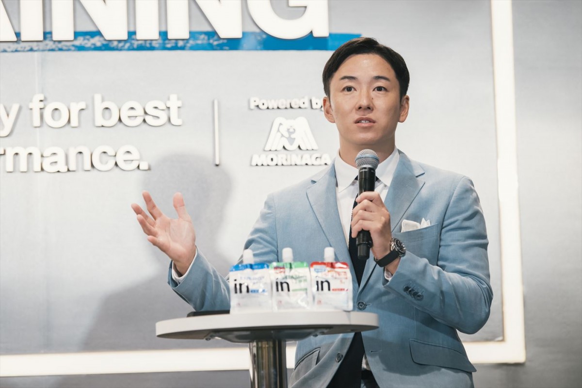 ラーズ・ヌートバー選手「今年は山あり谷あり」　斎藤佑樹さんとの再会し笑顔！