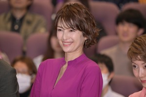 吉瀬美智子、『うちの弁護士は手がかかる』完成披露試写会・舞台挨拶に登場