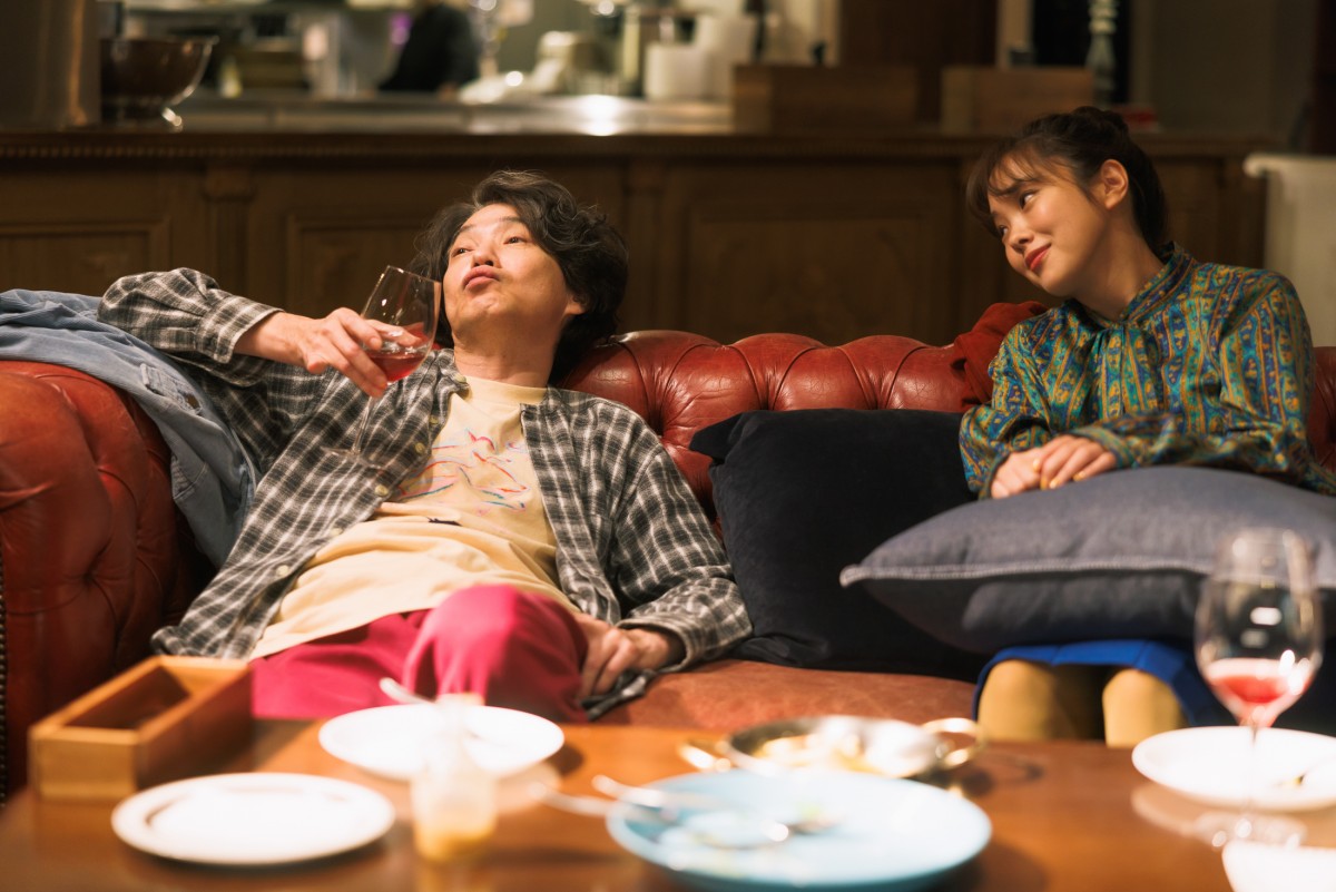 『コタツがない家』“万里江”小池栄子、小学生の頃の“順基”作間龍斗の映像を見て涙　「一緒に号泣」「ボロ泣き」の声