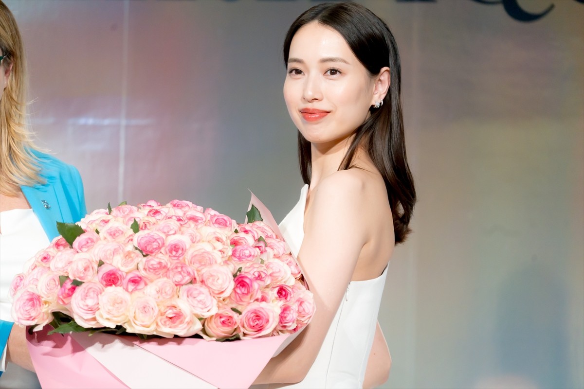 戸田恵梨香、家族との朝カフェで幸せを実感「心が踊るんです」