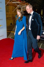 英王室＆スウェーデン王室の皇太子夫妻がダブルデート！　ドレスアップしてチャリティコンサートを鑑賞