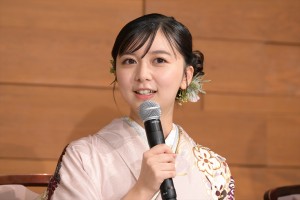 上白石萌歌、『義母と娘のブルースFINAL 2024年謹賀新年スペシャル』制作発表会見に登場