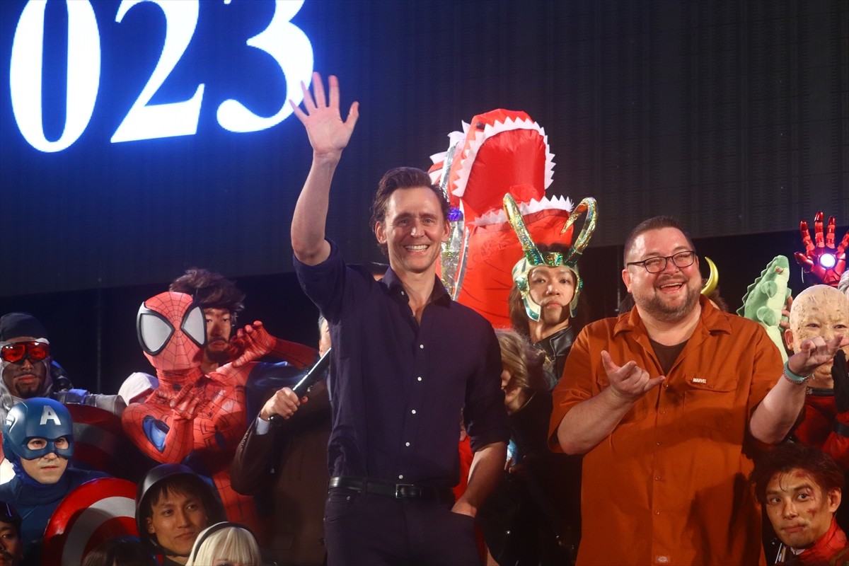 トム・ヒドルストン『ロキ』S2最終回を語る　「ロキは孤独でもわたしは孤独じゃなかった」に拍手喝采＜東京コミコン2023＞