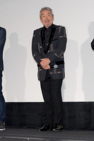 寺尾聰、映画『屋根裏のラジャー』初日舞台挨拶に登場