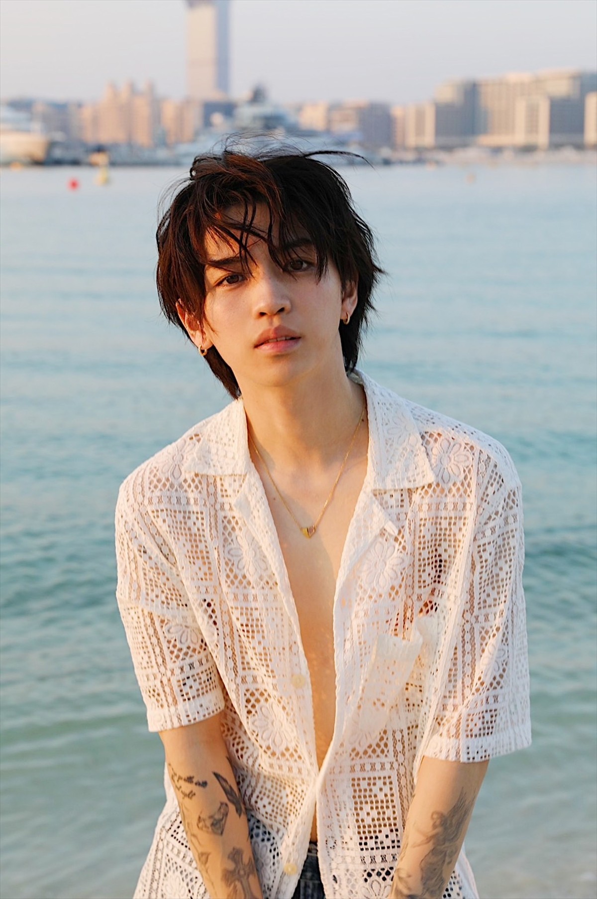 元キンプリ・岩橋玄樹、1st写真集発売決定　ドバイで撮影した“誰にも見せたことのない”新しい姿に注目