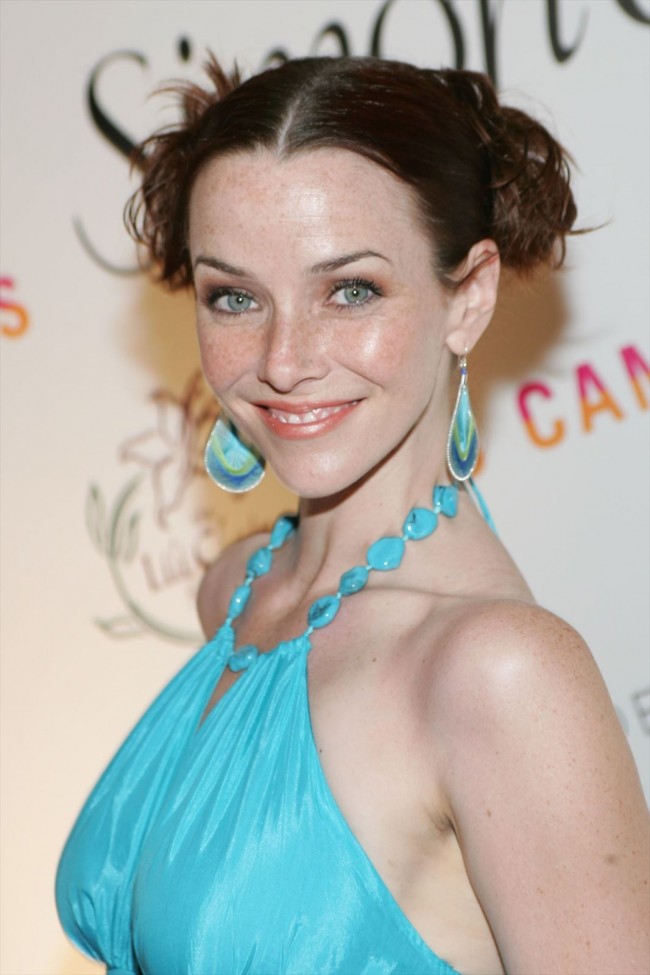 アニー・ワーシング、Annie Wersching　2009