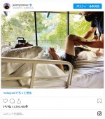 リハビリ中の写真をシェア　※「ジェレミー・レナー」インスタグラム