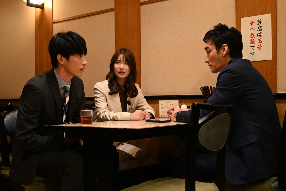 『罠の戦争』草なぎ剛、月曜22時に帰還　熱演に称賛続々「心持ってかれる」