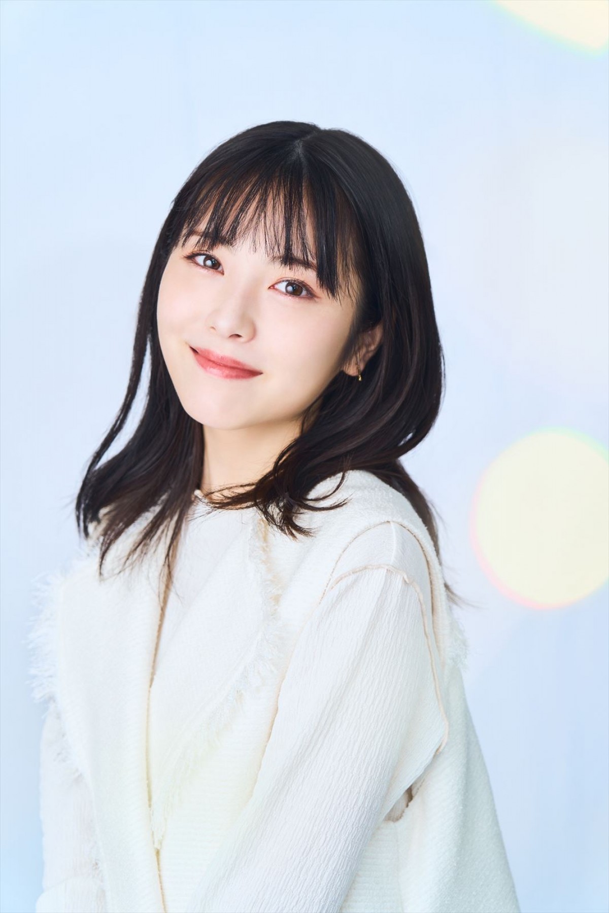 浜辺美波、2023年は「いろいろな表情を見せられる1年」　アニメ声優に朝ドラ＆特撮ヒロインも