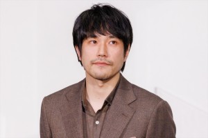 松山ケンイチ、映画『ロストケア』完成披露舞台挨拶に登場