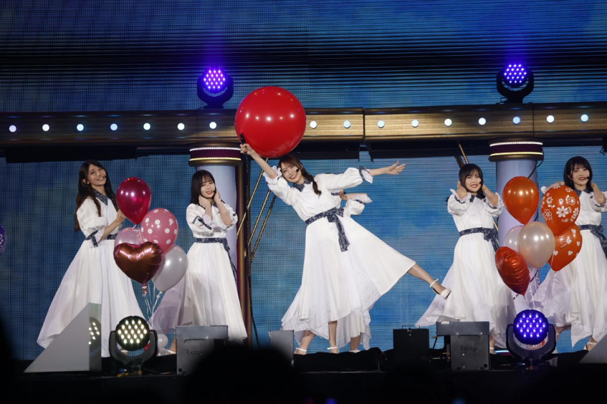 乃木坂46、4期生ライブで“16人の絆”「大好きな子の気持ちも背負って」