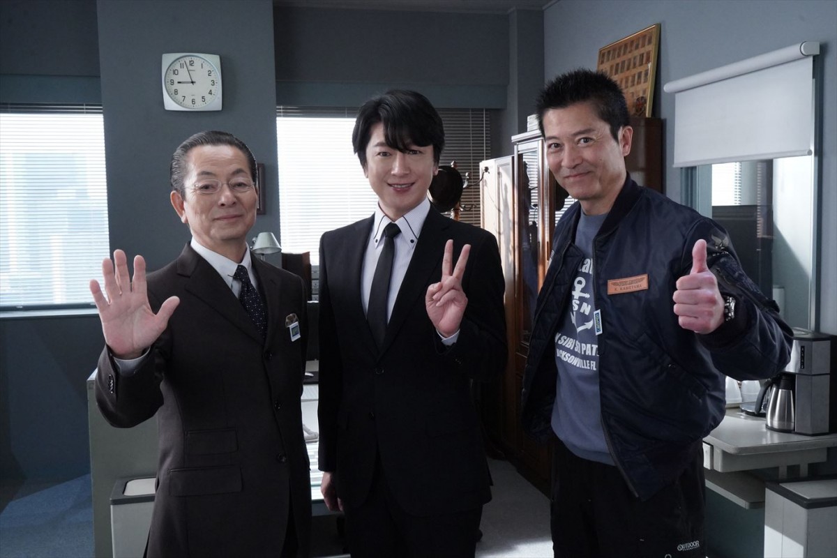 ドラマ『相棒 season21』最終回スペシャルより(左から)水谷豊、及川光博、寺脇康文