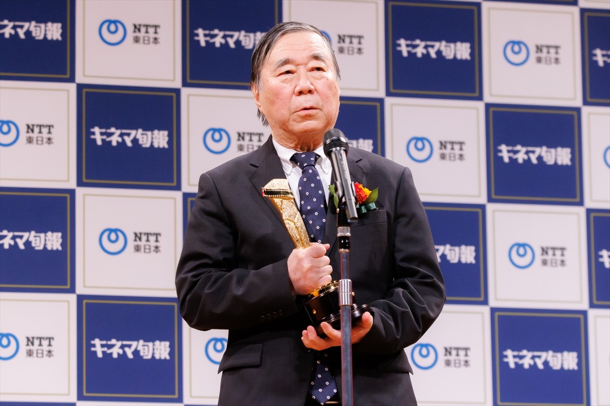 Snow Man・目黒蓮、キネ旬新人男優賞を受賞　メンバー3人が「体で喜んでくれた」