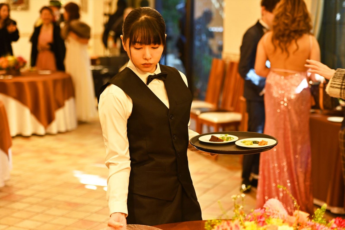 黒木瞳×桜井日奈子『魔女の香水』、心に残る「魔女さん」の言葉に注目の特報映像解禁