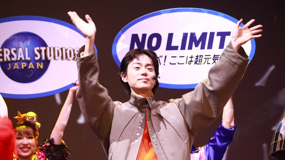 ユニバ USJ 菅田将暉　コラボ　スマートフォンポーチ 新品 Amazon.co.jp: ユニバ USJ 菅田将暉 コラボ スマートフォン