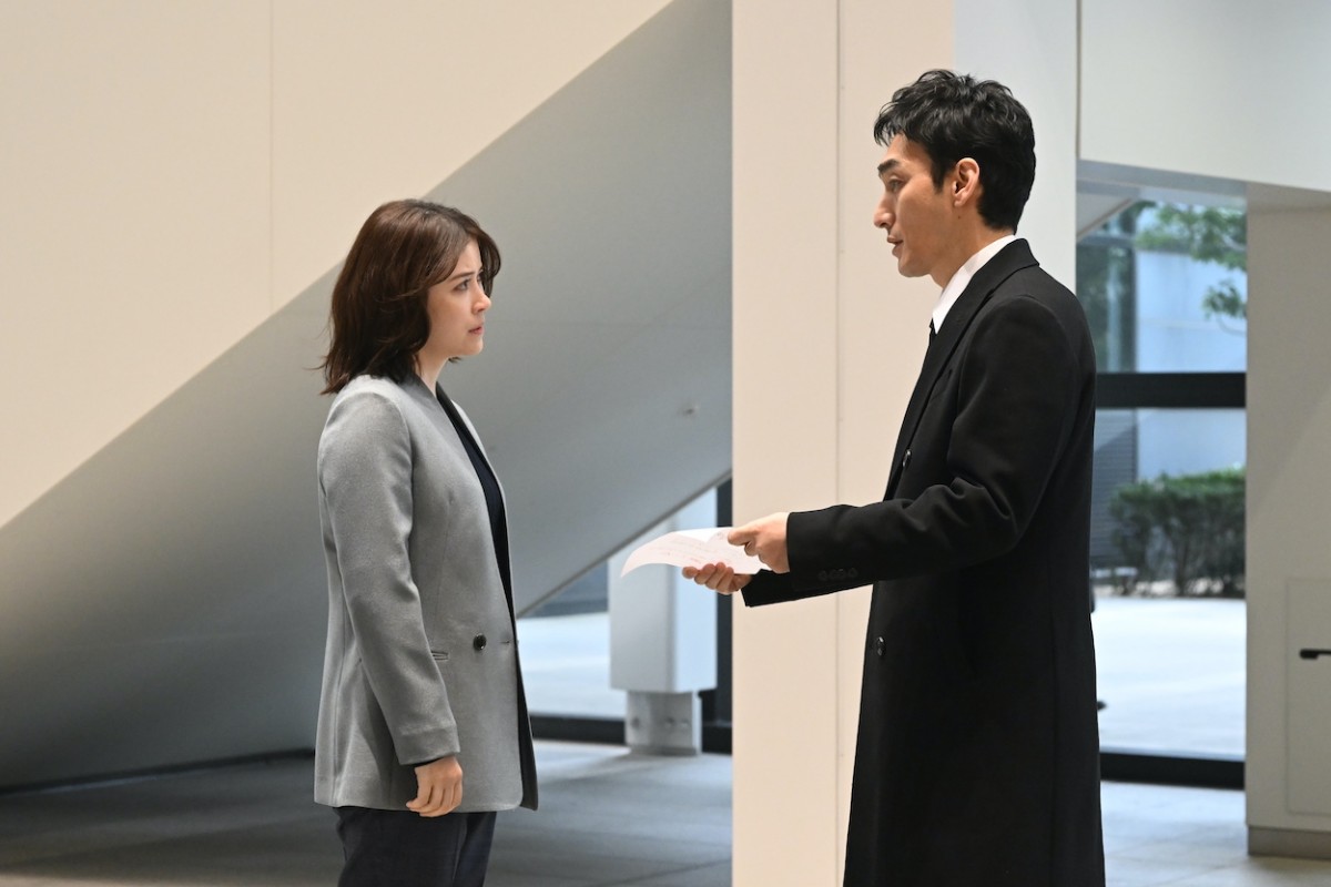 『罠の戦争』第10話　“鷲津”草なぎ剛、野心に火がつき暴走　周囲の人々に波紋が拡がる