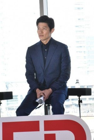 鈴木亮平、劇場版『TOKYO MER～走る緊急救命室～』完成報告会見に登場